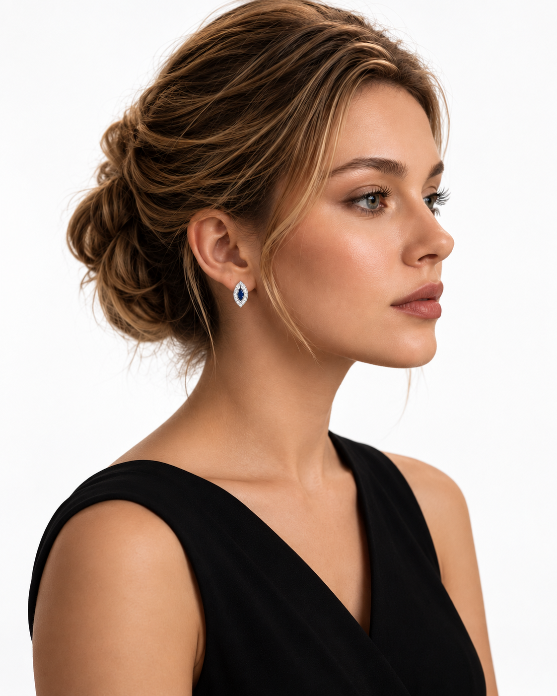 The Éclipse Bleu 10-Carat Diamond Earrings