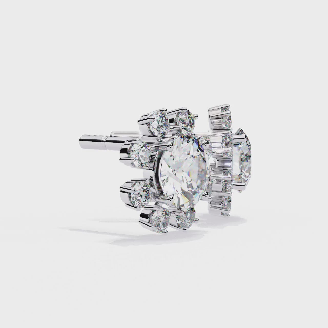 Éclat Fleur Diamond Stud Earrings